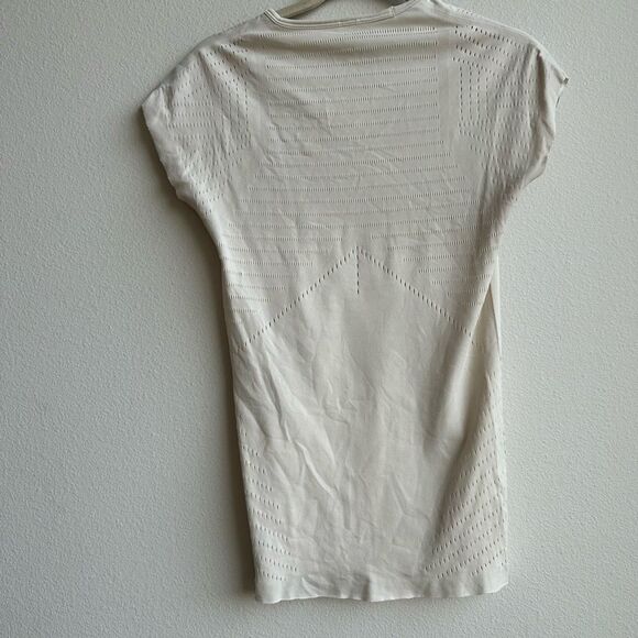 Lululemon Time Warp Short Sleeve Ghost Cream Tan Seamless Size 4? small? Laser - Picture 5 of 6